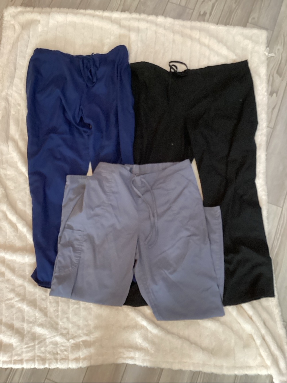 3 Scrub Pants Bundle Size Large – Scrubstar, Cherokee & Black Gray Navy